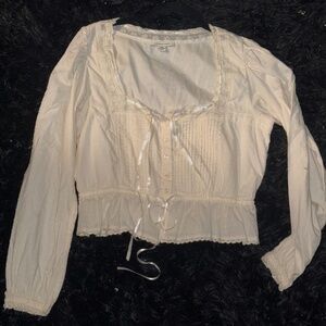 American Eagle- Spring Long Sleeve